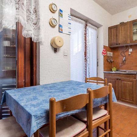 2 Bedroom Nice Apartment In 亚布拉纳茨 外观 照片