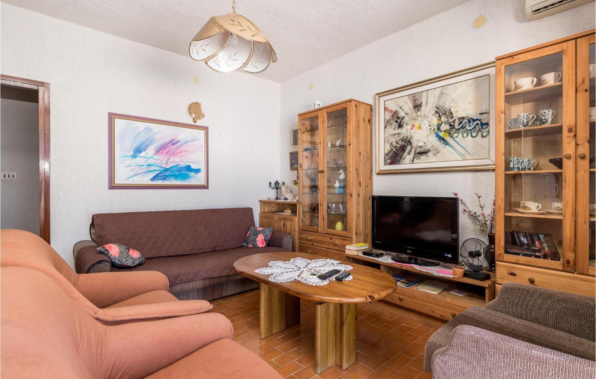 2 Bedroom Nice Apartment In 亚布拉纳茨 外观 照片